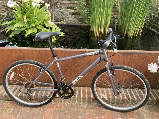Apollo cosmo womens discount hybrid bike