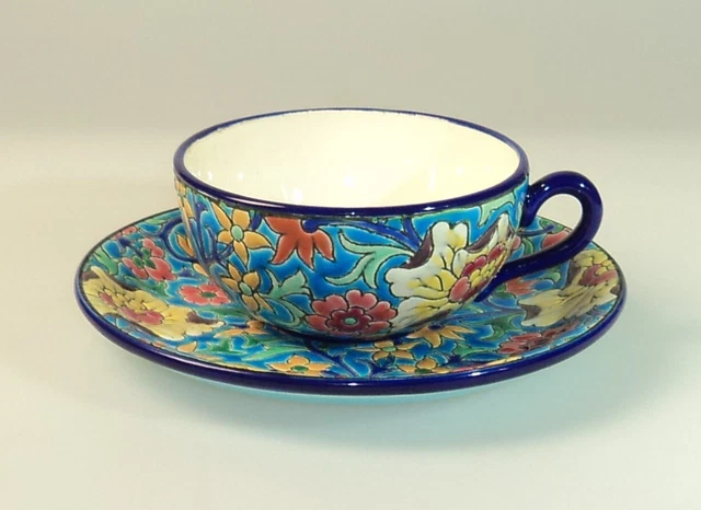 Tasse et soucoupe en émaux de Longwy N°2