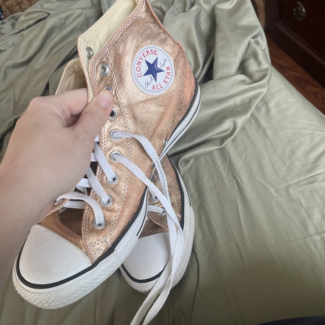 Metallic converse on sale rose gold