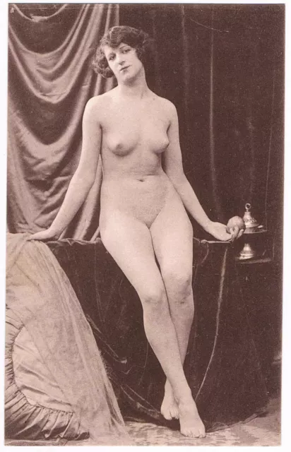 Carte Photo Nu Originale Splendide Jeune Femme Nue