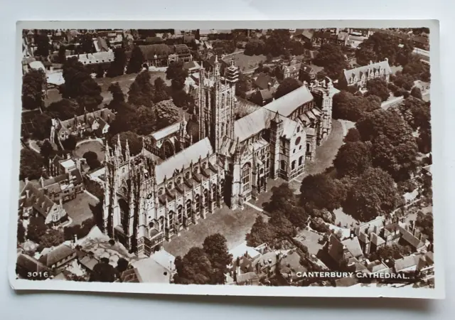 Unposted Vintage Aero Pictorial Postcard - Canterbury Cathedral  (b)