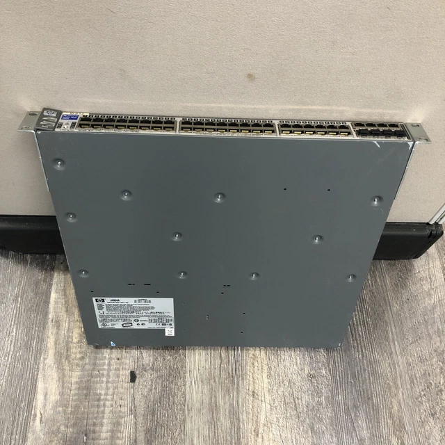 HP ProCurve 2848 with Bracket HP 2848 Gigabit Managed Switch HP J4904A (Inc VAT)