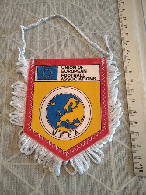 Petit Fanion Officiel UEFA 50 Years - Objet De Collection Football