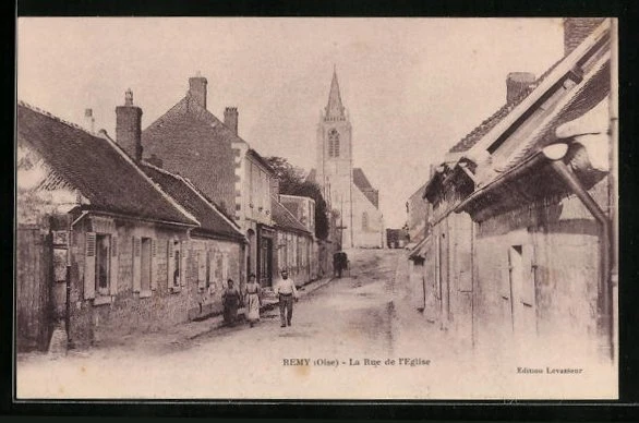CPA Remy, la Rue de l´Eglise