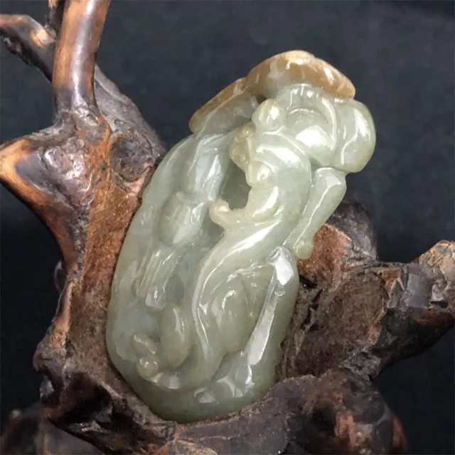 Chinese artisan Hand-carved Delicate natural Jadeite Mythical animal pendant 135