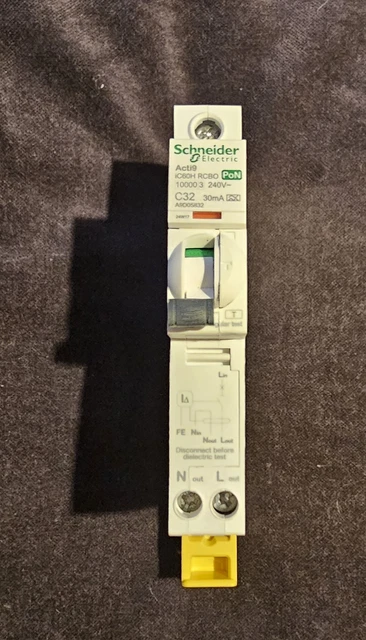 Interruptor Aut.Termomagnético Acti9 iC60H 2P 20A Curva C - A9F87220