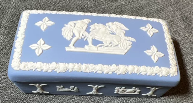 Wedgwood Jasperware Blue Rectangular Trinket Box - Light Blue & White 2