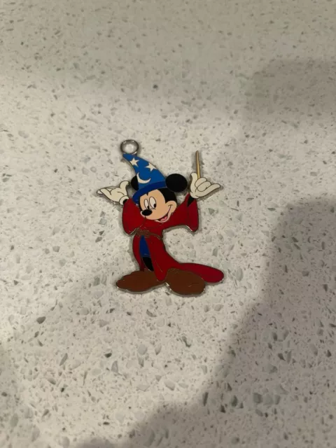 Disney Pin Trading Sorcerer Apprentice Mickey Mouse 2003 Lanyard Medal sd