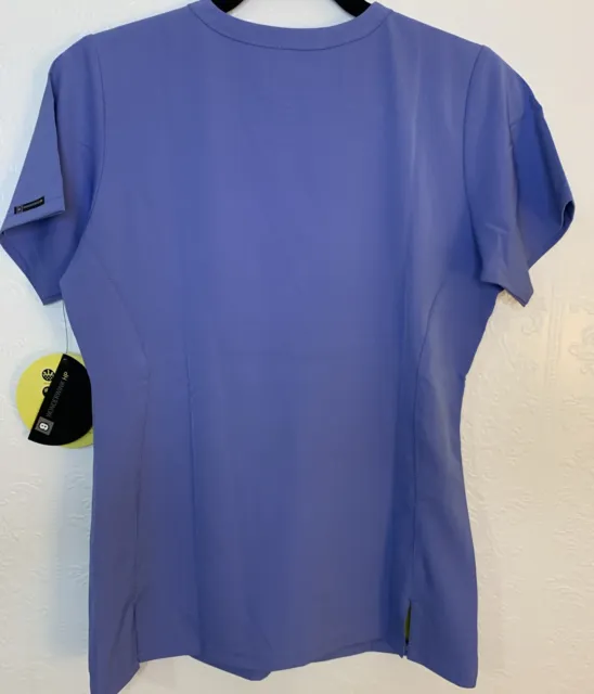 Wonder Wink HP Brand New V-Neck Women’s Scrub Top 2 Pockets Size XS Ceil Blue