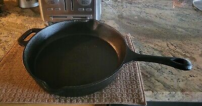 LARGE HEAVY DUTY CAST IRON FRY PAN SKILLET  12" Two pours Two Handles Emeril EUC