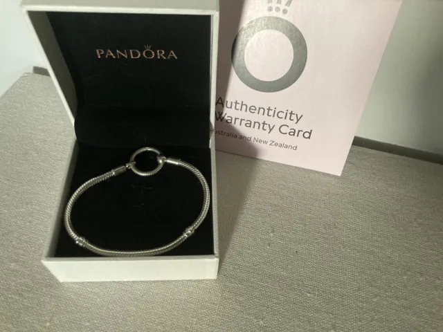 PANDORA Moments Sterling Silver  O Closure Snake Chain Bracelet $109 New In Box