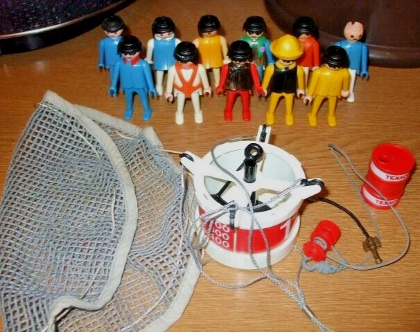 Vintage 1974 PLAYMOBIL ~ People ~ accessories ~ as seen in photos    (D)