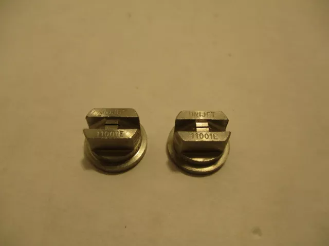 Spraying Systems Spray Nozzle Tip TP11001-SS Tapered Flat 110deg Angle Lot of 2