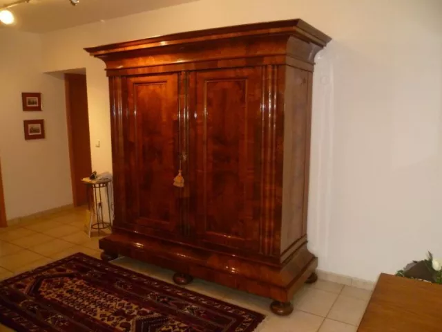 Zurich wave cabinet Zurich no Frankfurt Baroque cabinet Zurich Swiss 2