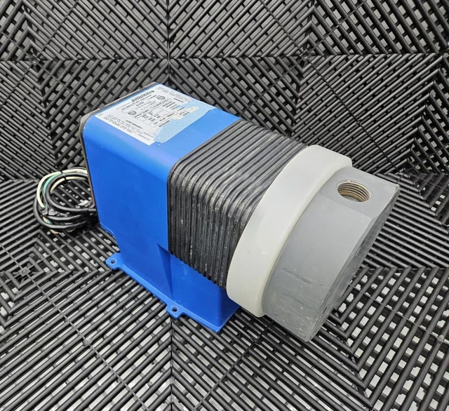 Pulsatron LPH8MA-WTCB-XXX, 115VAC Misurazione Pompa 30psi, 600GPD