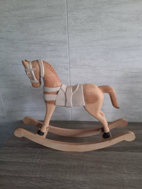 cheval horse a bascule en bois vintage