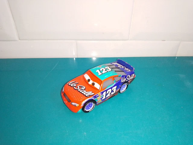 BAC3 voiture en métal Mattel Cars Disney pixar No stall n°123 todd marcus