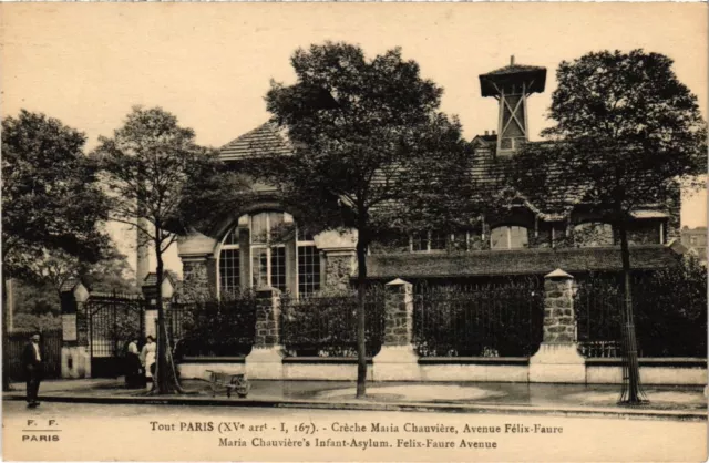 CPA PARIS 15th Avenue Felix-Faure Creche Maria chauviere F. Fleury (1249254)