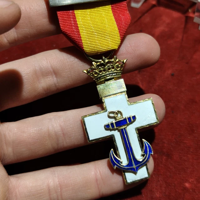 Médaille Ordre Mérite Militaire Espagne Croix Chevalier ORIGINAL ORDER