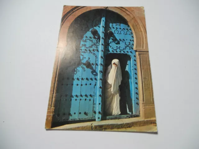 Tunisie Carte Postale Couleur  Sidi Bou Said Femme Voilee  Edit Edichem Grande P