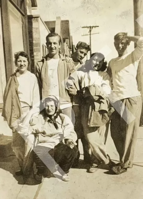 Vtg Photo Handsome Young Men & Girls Being Silly 1950s Bottle In Guy’s Mouth?