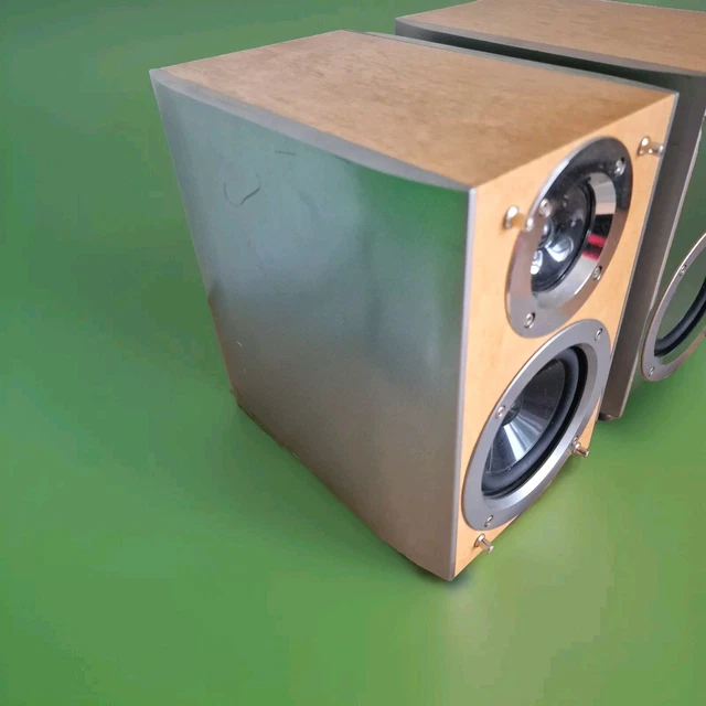 PANASONIC HIFI SPEAKERS Model SB PM28 70 Watt 6 ohms bookshelf