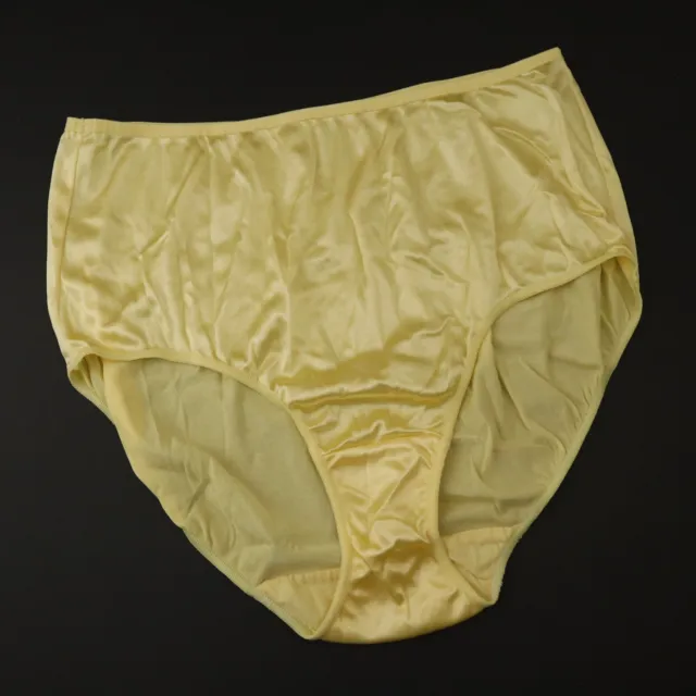 Lot of 2 (3 Packs)VTG Women’s Hanes Her Way Brief Underwear Sz. 9 MIX COLOR  1999