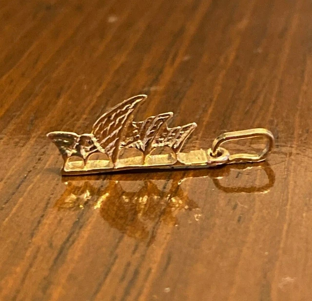 Yellow Gold "love" Key Pendant | KLENOTA