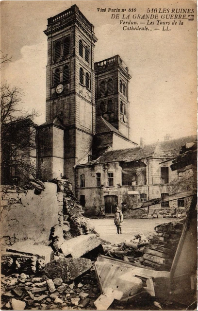 CPA MILITAIRE Les Ruines de la Grande Guerre-Verdun, Tours-Cathédrale (315955)