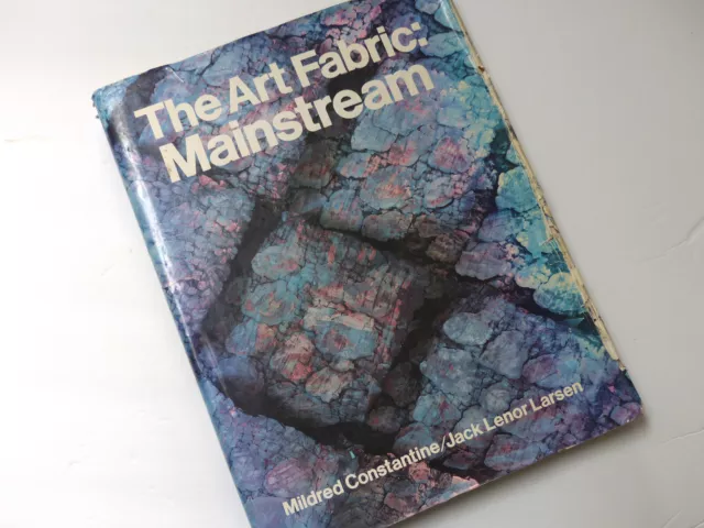 THE ART TEJ: Chaqueta antipolvo Mainstream by Constantine, tapa dura Larsen