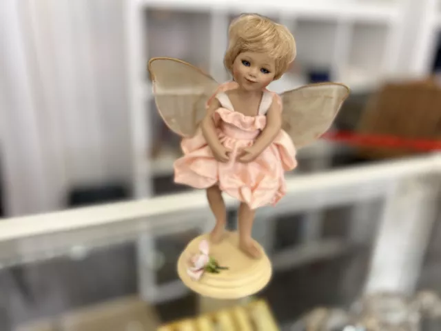 Fleur Fées Poupon de Collection Porcelaine Poupée 19 Cm. État Parfait