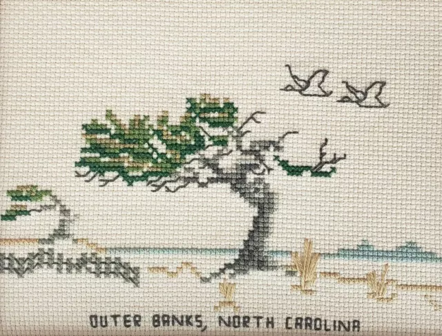 Bancos exteriores de punto de cruz acabados Carolina del Norte árbol de playa mar