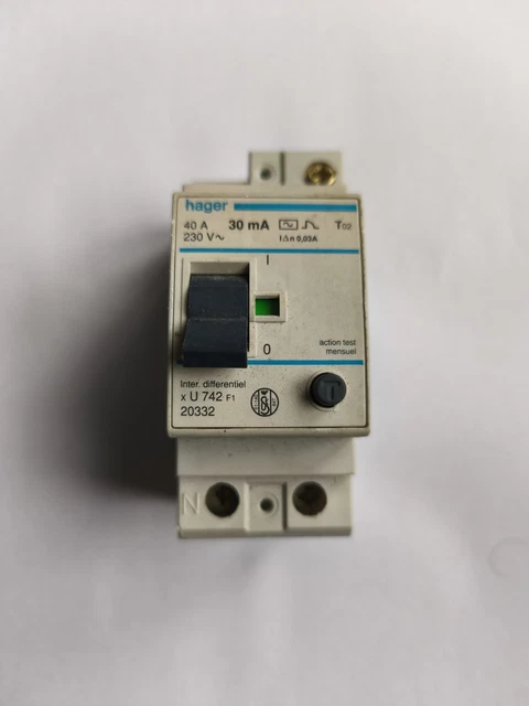 Interrupteur différentiel 2 Pôles 40A 30mA type F Bornes décalées Sans Vis HAGER CDS740F