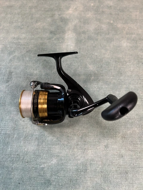 DAIWA D-SHOCK 2500B SPINNING Reel L/R Hand Retrieve Pre-spooled 8lb line  New $16.59 - PicClick CA