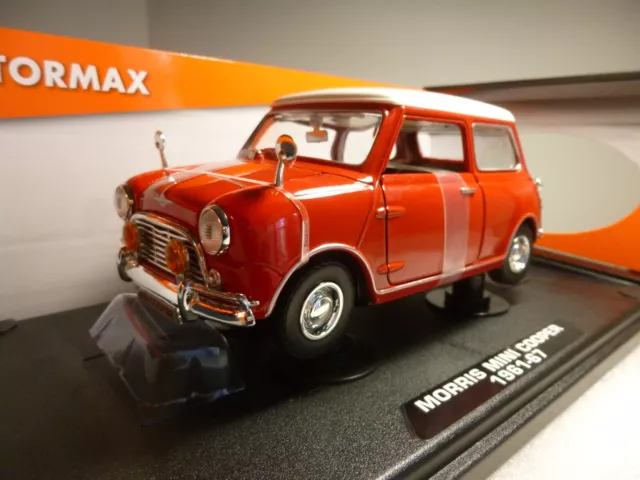 Miniature Motormax AUSTIN MINI COOPER CLASSIC TOIT AVEC DRAPEAU