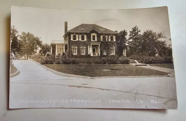 Vintage RPPC Postcard Residence of Dr JE Trierweiler Yankton South Dakota  #9621