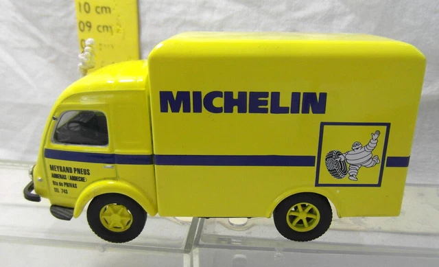 Miniature Altaya / Ixo Renault Galion (1955) Collection Michelin – Échelle 1/43