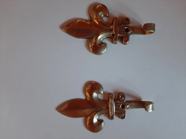 Vintage pair of 2 French brass wall coat hat hook Fleur de lys bronze gold color 15