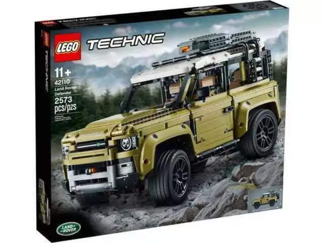 LEGO TECHNIC: Land Rover Defender (42110)