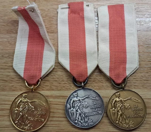 3 Verdienstmedaillen Feuerwehr POLEN Gold-silber-bronze