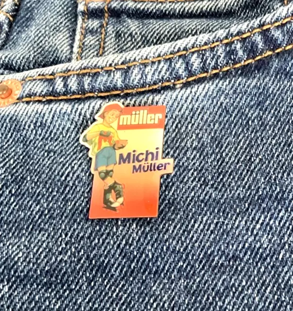 Müller Milch Pin