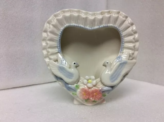 Porcelain Heart Shaped Picture Frame Bird's 5x5"
