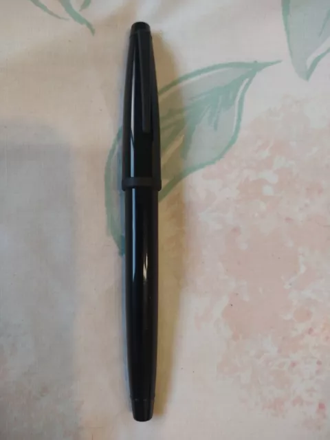 Cross Solo Classic Black Plastic Fine Point Nib Fountain Pen