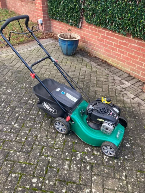 QUALCAST PETROL LAWNMOWER With Briggs Stratton 450E Engine