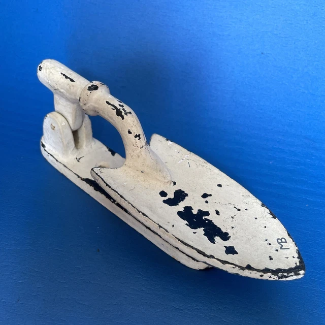 Vintage Look cast iron Door Knocker, Garden Spade Shovel, White French Country