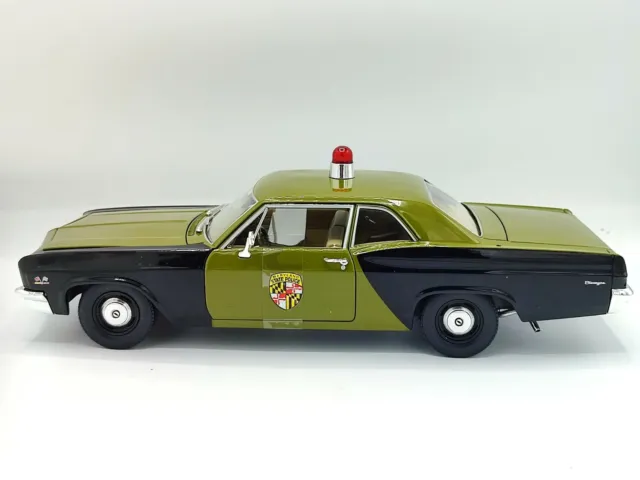 Auto World 1/18 Scale AMM1030/06  1966 Chevy Biscayne Maryland State Police RARE 2