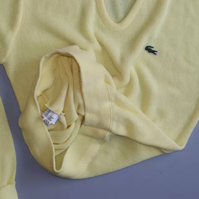 VINTAGE IZOD LACOSTE Men's Yellow V-Neck Acrylic Sweater Medium ...