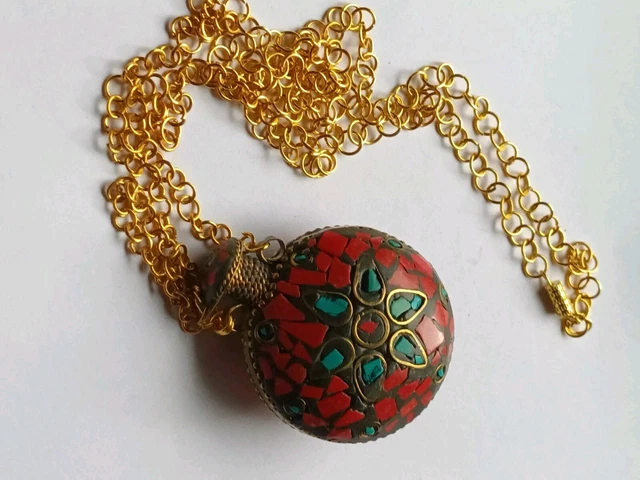 Pendentif Style Flacon Ethnique métal doré Qualité - Zircon Cristal