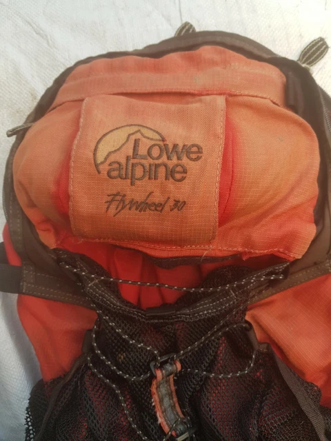 VINTAGE LOWE ALPINE Flywheel Rucksack/Backpack 30litre, Used but in Good  Condit £5.00 - PicClick UK