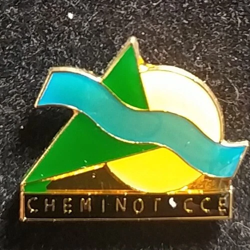 RARE PINS PIN'S - Cfdt Cheminots - Sncf - Train - Locomotive - Gare